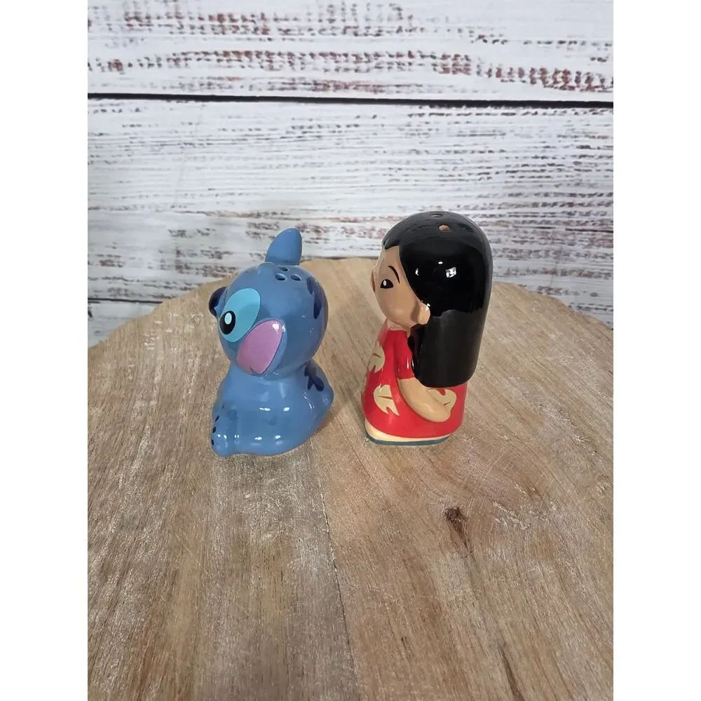 Lilo and Stitch Disney Salt and Pepper Shaker Set NEW